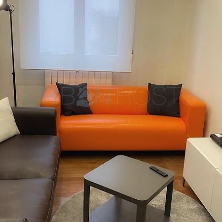 Vivienda Turistica Urbana En Santuchu, Comoda, Funcional Y Con Parking Bilbao Eksteriør billede